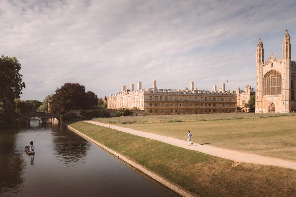 Along the river towards the chapel