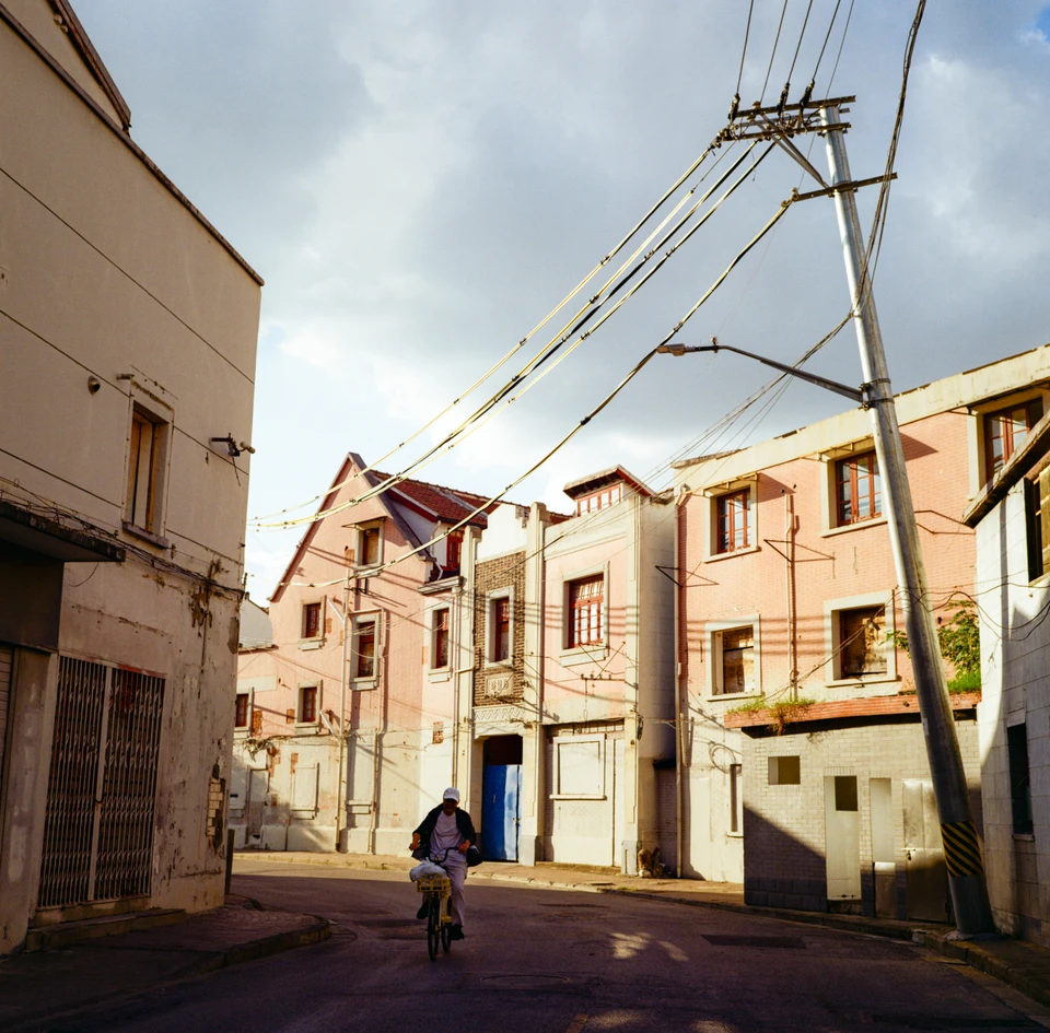 A cyclist in the lane